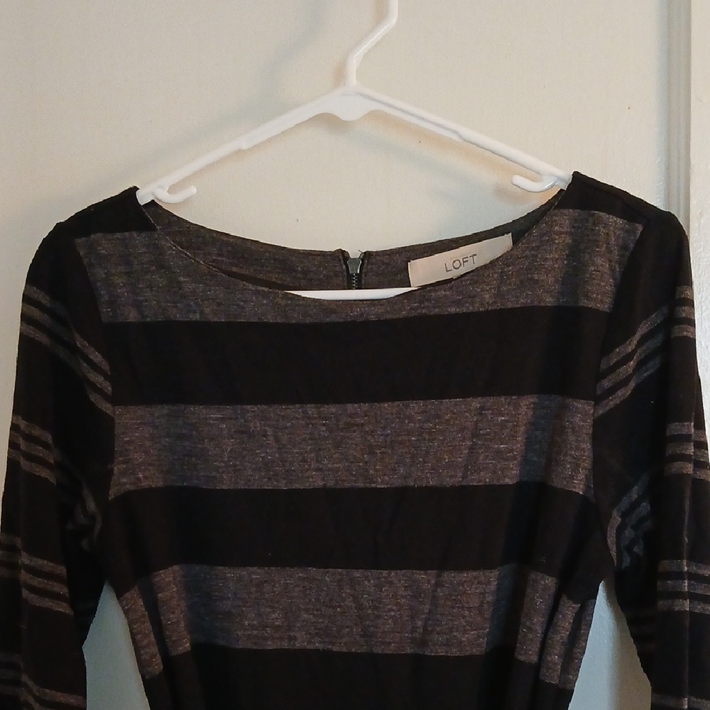 LOFT Black and Gray Tunic with Bateau Neckline - Picture 6 of 10